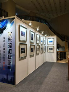 八棱柱展板 公共類家具